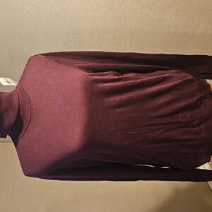 LAUREN RALPH LAUREN burgundy turtleneck top.. size XL..... BRAND NEW